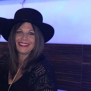 Meet your Posher, Kim